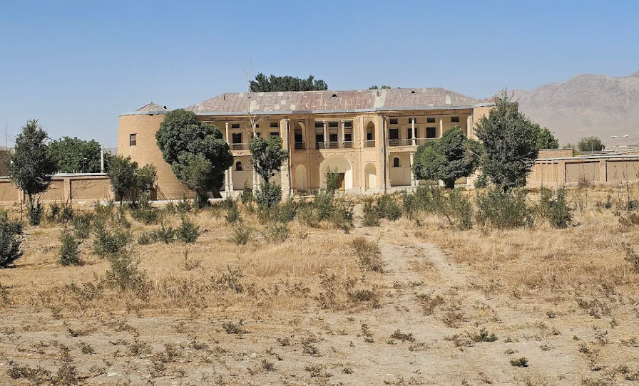 Dezak Castle, Iran